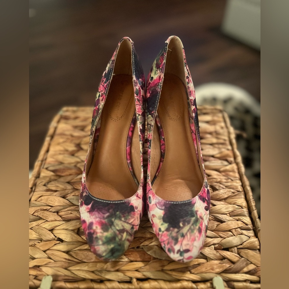 Corso Como Flowered Pumps